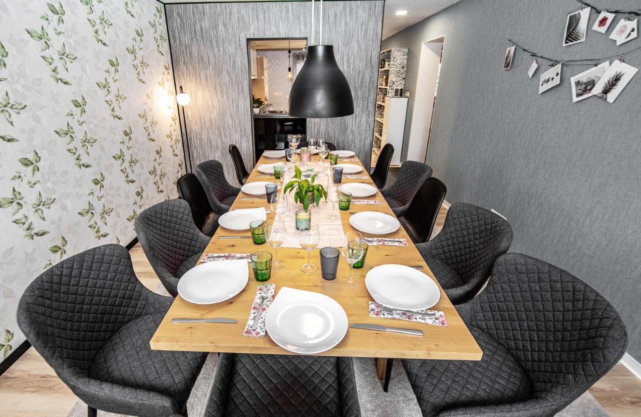 Bookeinfach Bad Ems - Private - Sauna Jacuzzi Whirlpool Swimmingpool Alahna Sup Beachvolleyball Billiards Ping Pong Cinema Theater Music Disco Ball Bbq Und Parkplaetze Ngoại thất bức ảnh