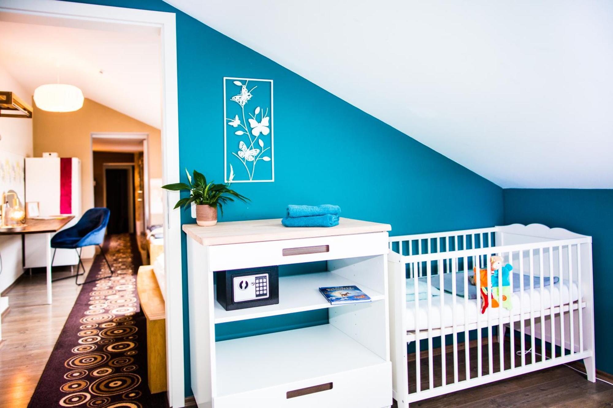 Bookeinfach Bad Ems - Private - Sauna Jacuzzi Whirlpool Swimmingpool Alahna Sup Beachvolleyball Billiards Ping Pong Cinema Theater Music Disco Ball Bbq Und Parkplaetze Ngoại thất bức ảnh