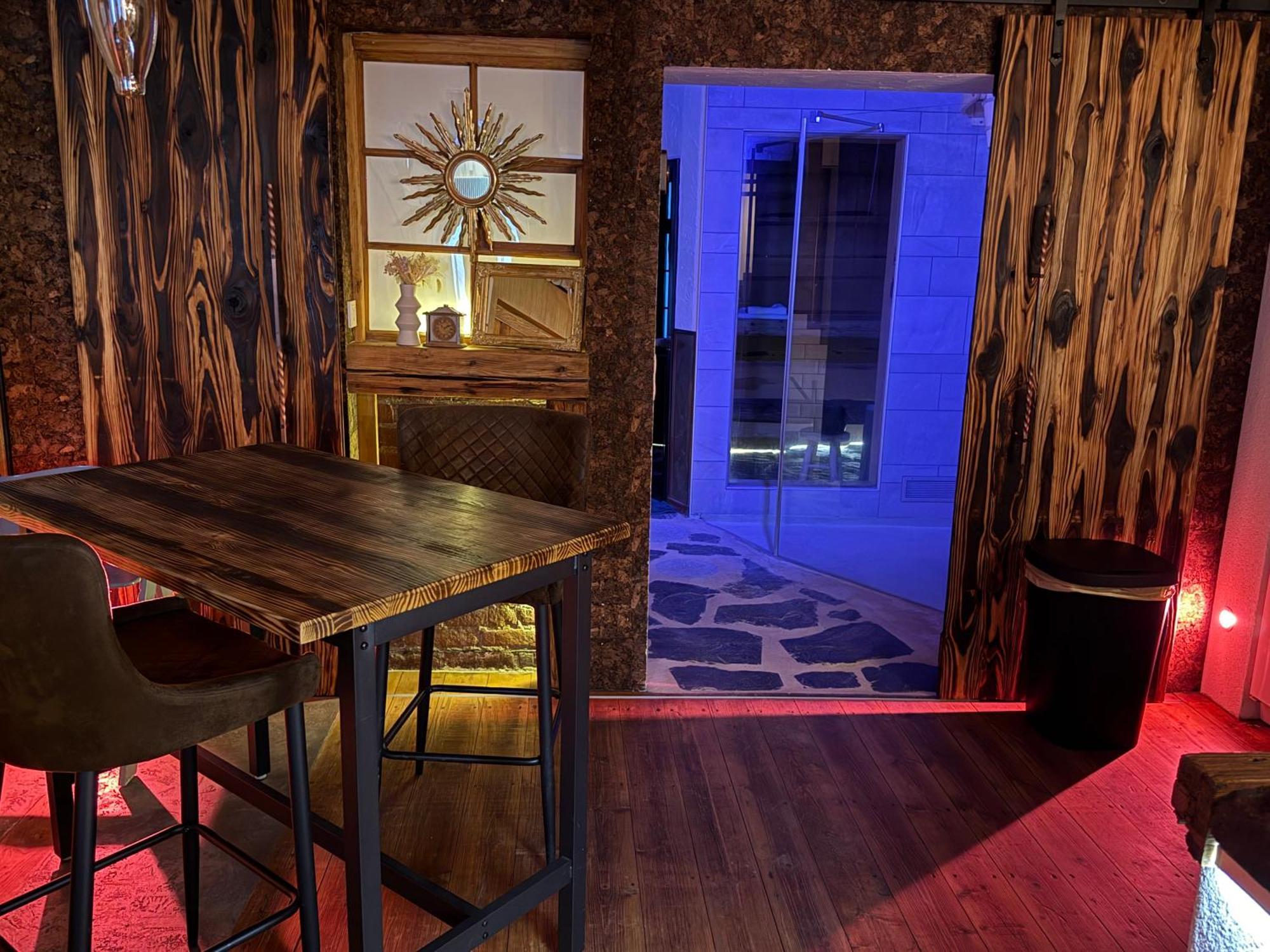 Bookeinfach Bad Ems - Private - Sauna Jacuzzi Whirlpool Swimmingpool Alahna Sup Beachvolleyball Billiards Ping Pong Cinema Theater Music Disco Ball Bbq Und Parkplaetze Ngoại thất bức ảnh
