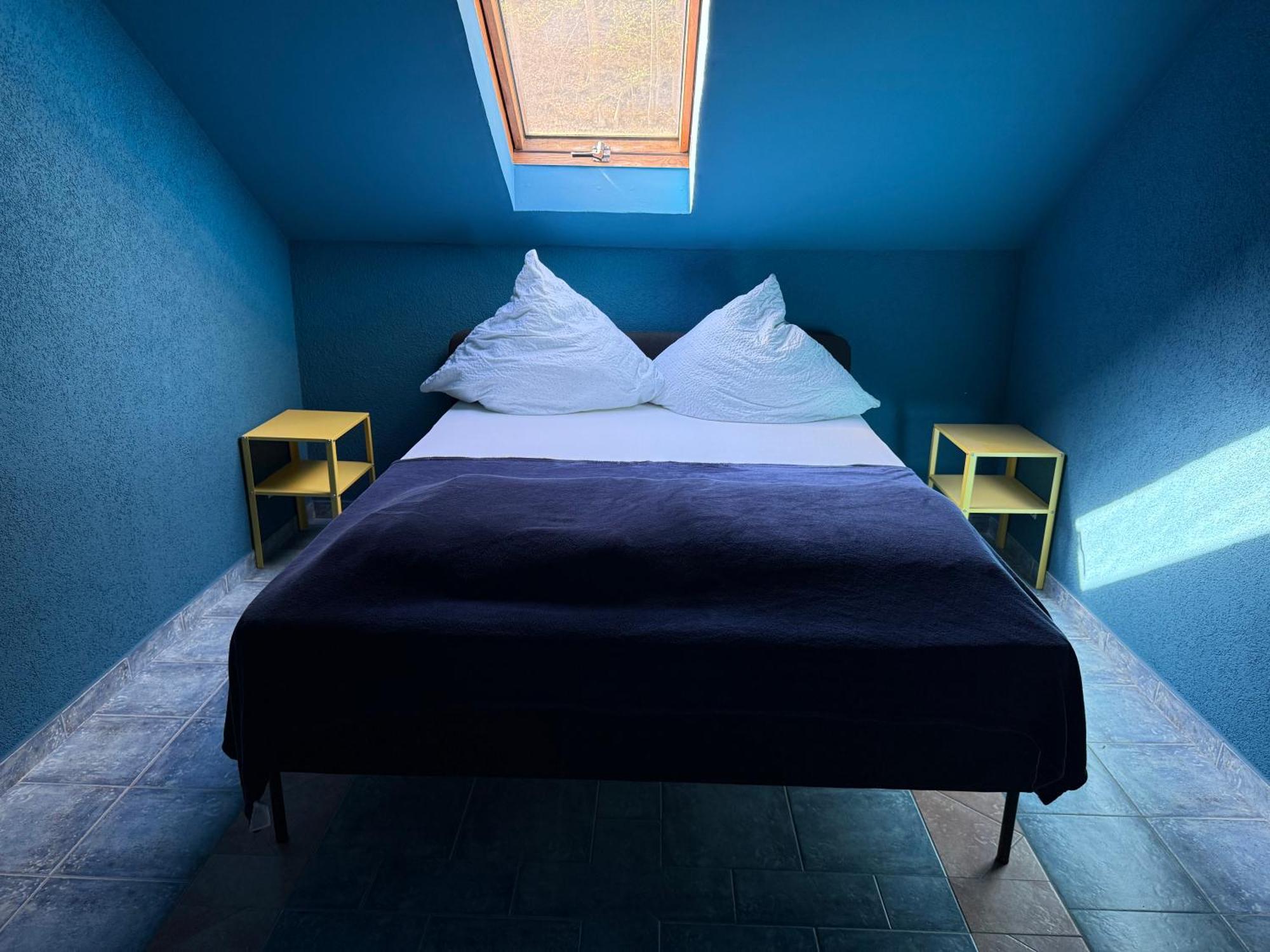 Bookeinfach Bad Ems - Private - Sauna Jacuzzi Whirlpool Swimmingpool Alahna Sup Beachvolleyball Billiards Ping Pong Cinema Theater Music Disco Ball Bbq Und Parkplaetze Phòng bức ảnh